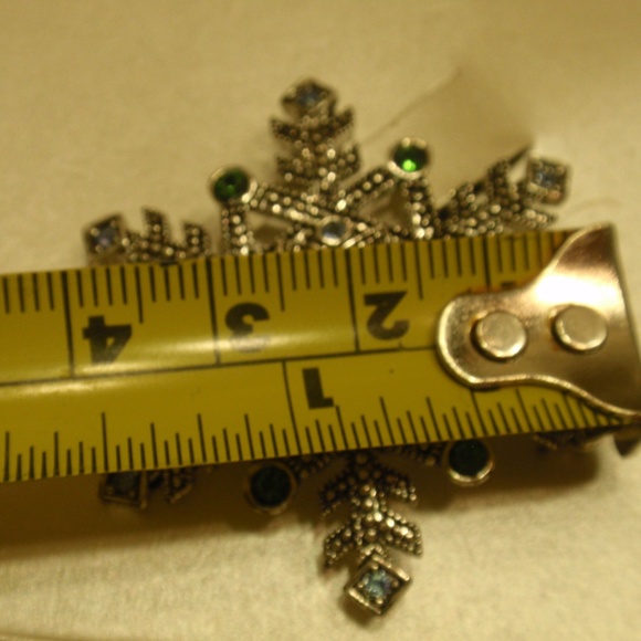 Trifari Snowflake Brooch with blue & green stones - Picture 4 of 7